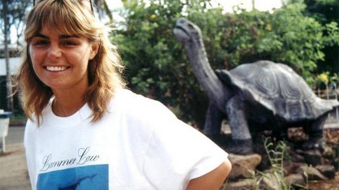 Valerie de la Valdene, a world-class underwater photographer, died in the Galapagos in 2014. Authorities ruled it a suicide, but friends and family believe there’s more to the story.