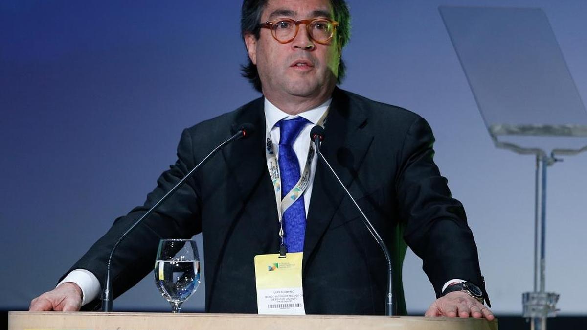 Inter-American Development Bank, IDB, President Luis Alberto Moreno speaks during the Brazil Investment Forum 2017, in Sao Paulo, Brazil, Tuesday, May 30, 2017.