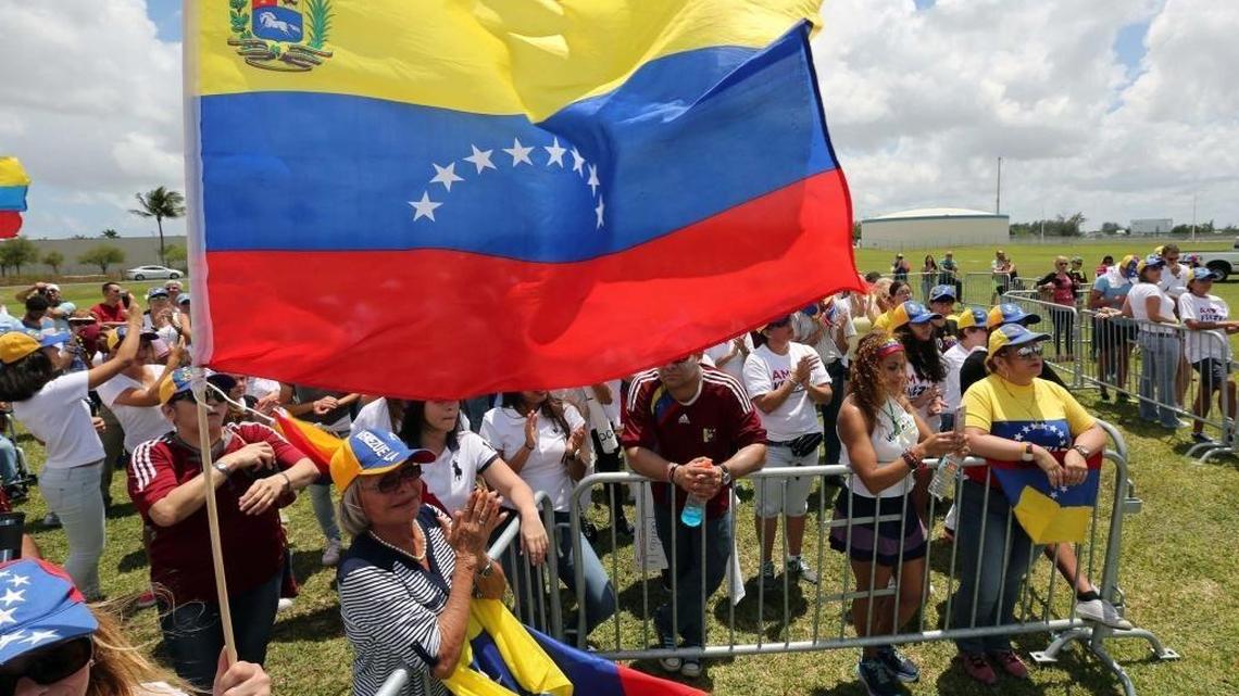 Hundreds of Venezuelans participate in a protest march against the government of President Nicolás Maduro in Miami on April 29, 2017.
