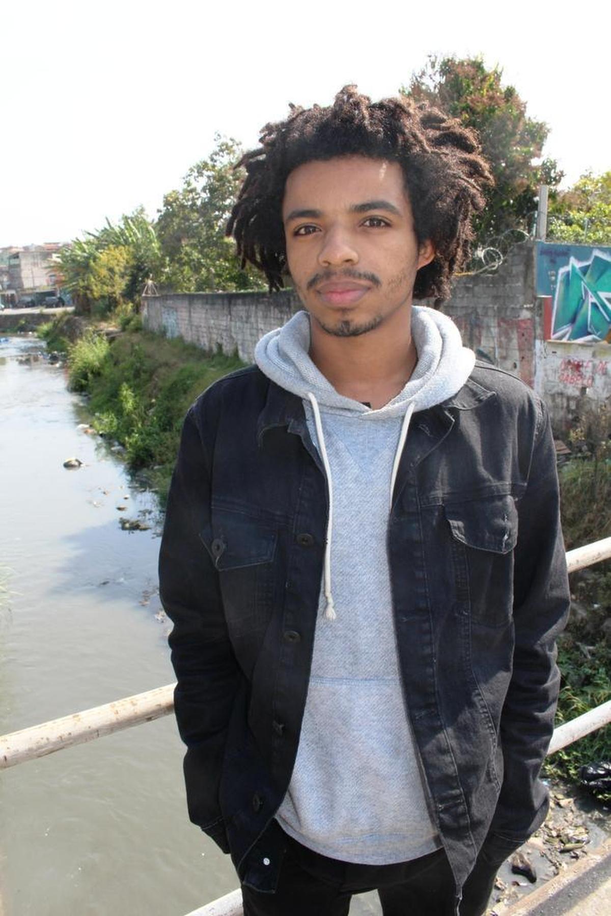 Lucas Veloso, 22, reports for Mural from Guaianases on the outskirts of São Paulo, Brazil.