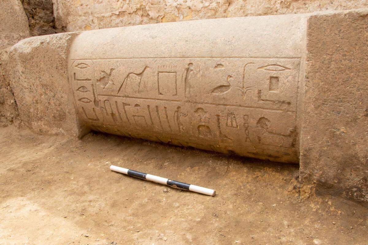 The offering table found inside the ancient prince’s tomb.