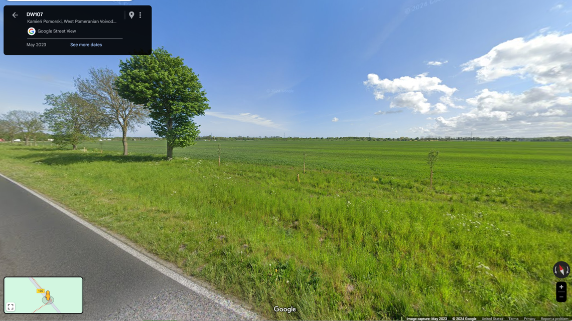 A man searching a field in Kamień Pomorski unearthed a coin made in mid-1800s Japan, an unusual artifact for the region, photos show.