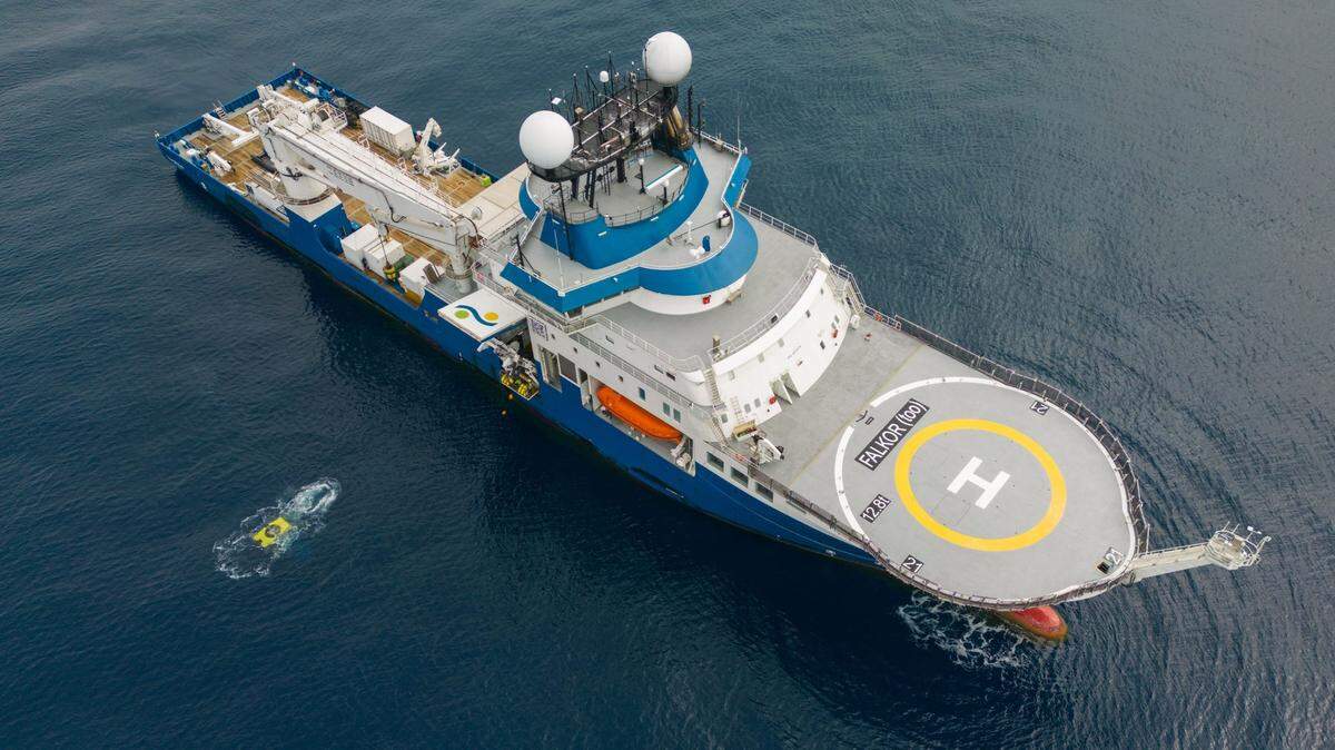 A team of 30 scientists from Argentina are on an expedition to explore the underwater Mar Del Plata Canyon.
