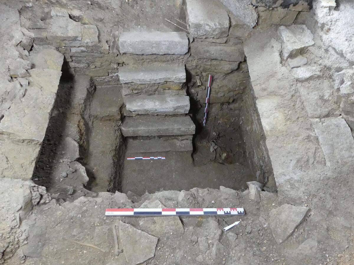 A close-up view of the 400-year-old vault and staircase.