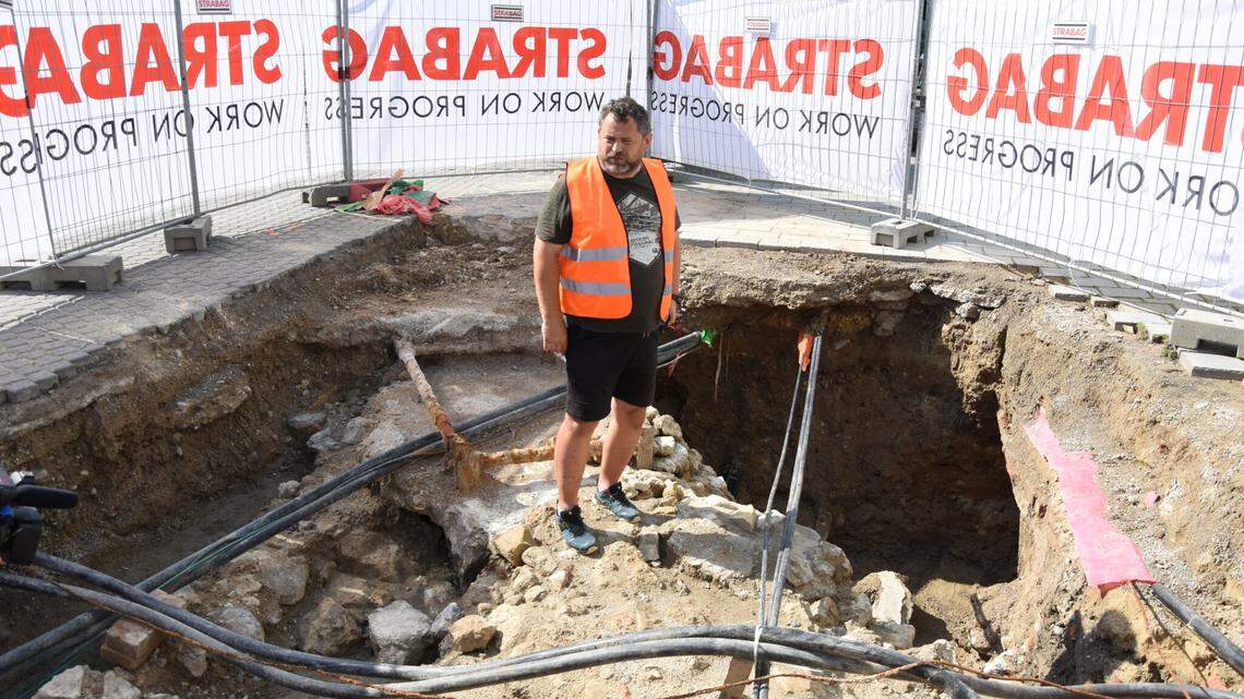 During construction work, archaeologists found a network of medieval tunnels hidden under downtown Trenčín, photos show.