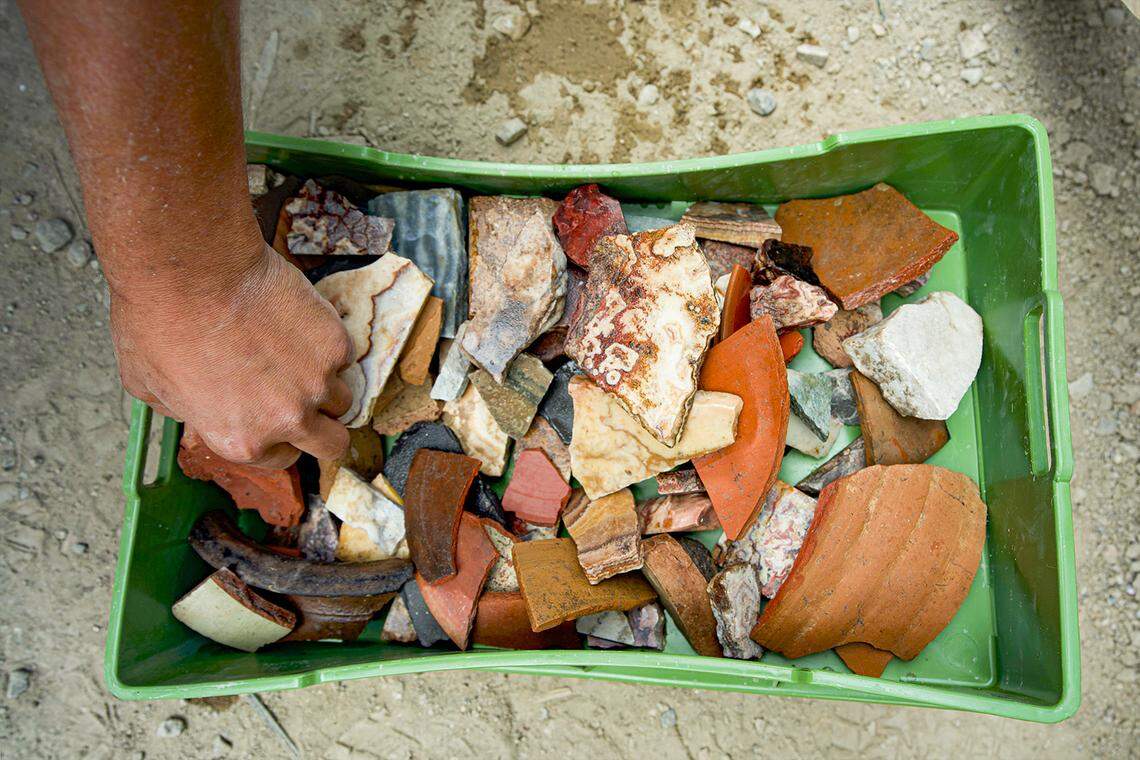 Artifacts found at Piazza Pia.