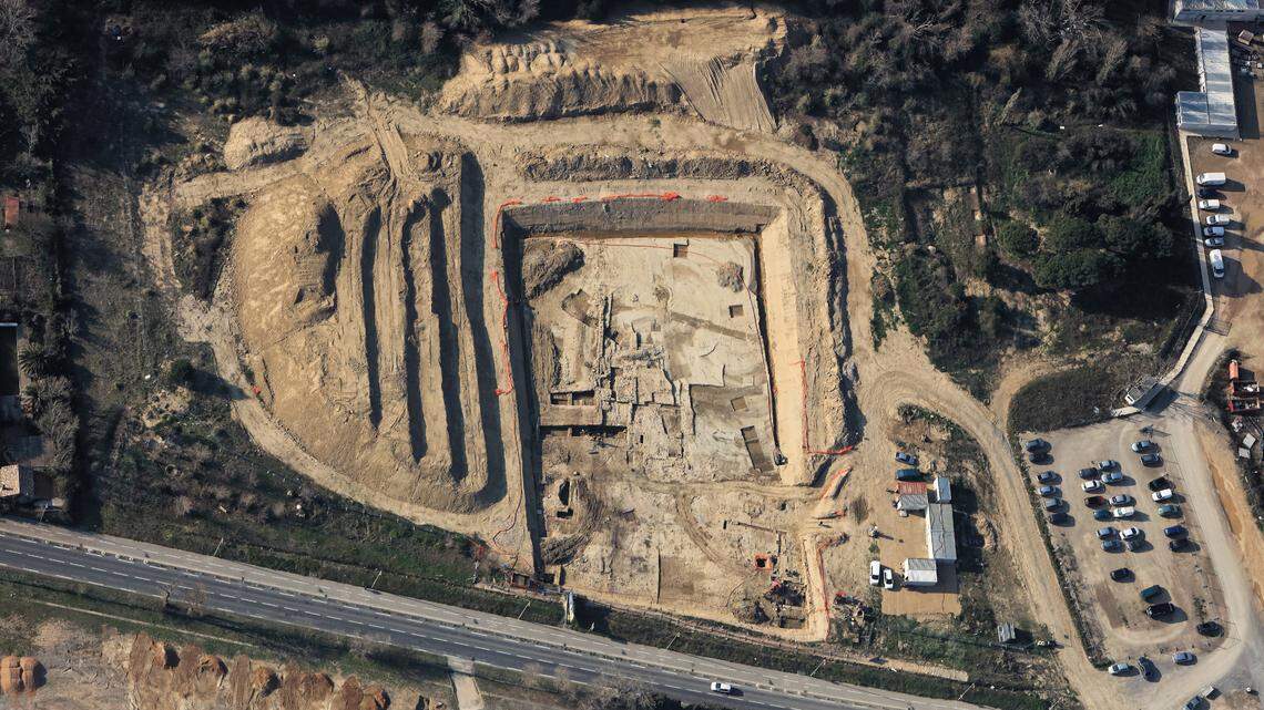Archaeologists in Narbonne finished a 7-year-long project on an extraordinarily well-preserved 1,900-year-old ancient Roman cemetery.