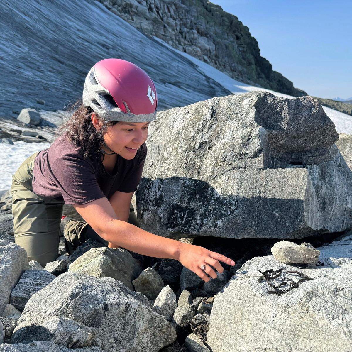 Archaeologists in Norway surveyed an area exposed by melting ice and found fragments of an “extraordinary” Viking cargo net, photos show.