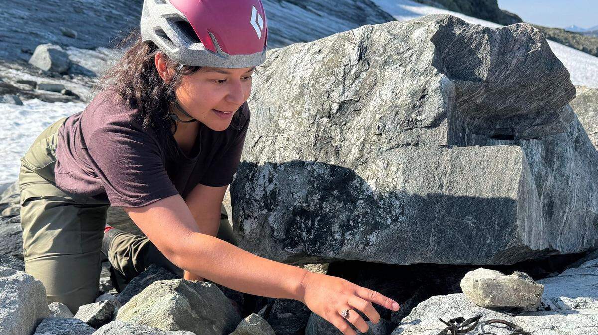 Archaeologists in Norway surveyed an area exposed by melting ice and found fragments of an “extraordinary” Viking cargo net, photos show.