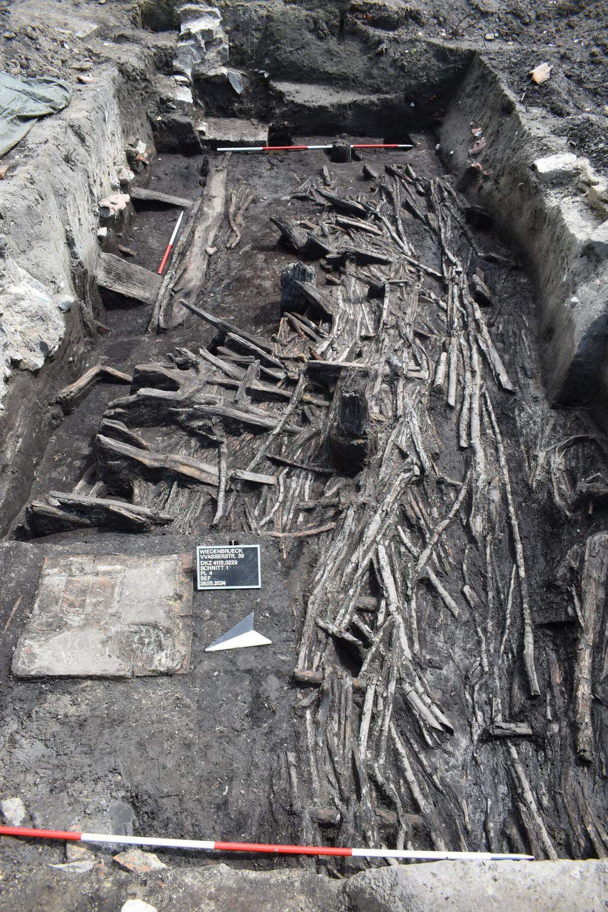 The 800-year-old wooden structure found in Wiedenbrück.