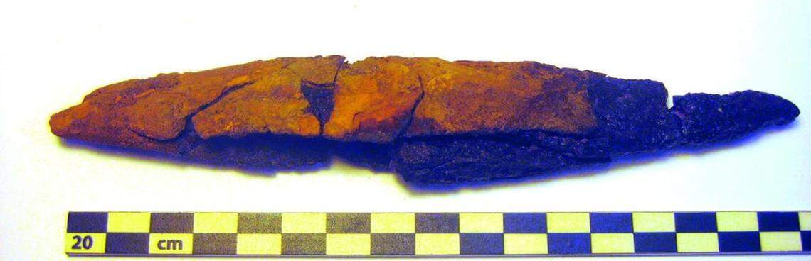 A knife found in the Viking-era grave in Linköping.