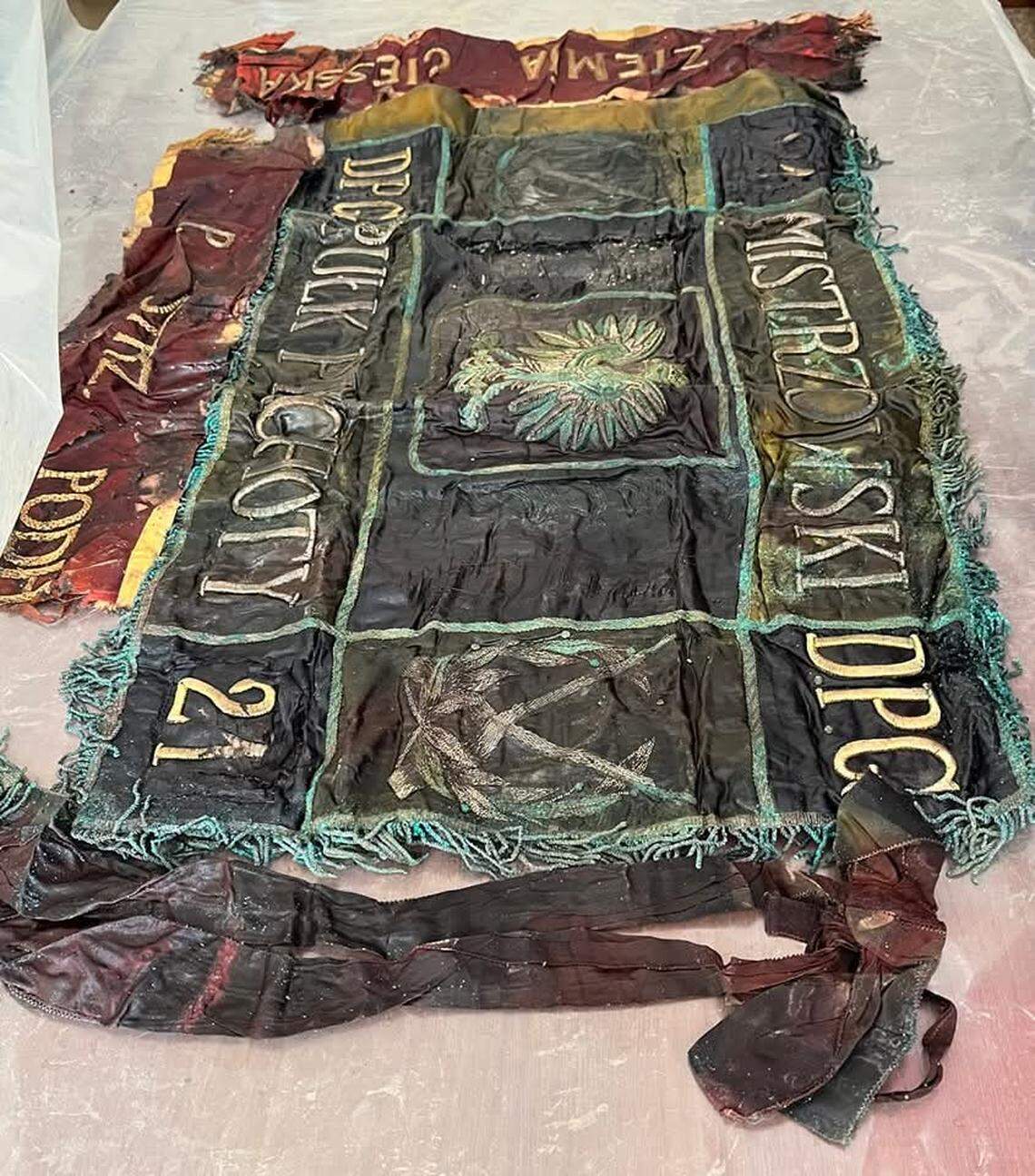 The pennant and ribbons of Poland’s 21st Mountain Infantry Division found near Zielone.