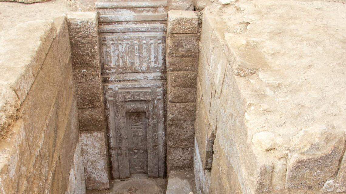 Archaeologists excavating at Saqqara Necropolis found a 4,300-year-old tomb of a poorly known prince with a unique fake door, photos show.
