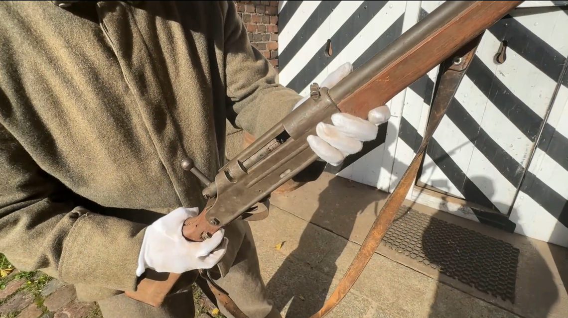 The rare Volkssturmgewehr rifle found at a museum in Świnoujście.