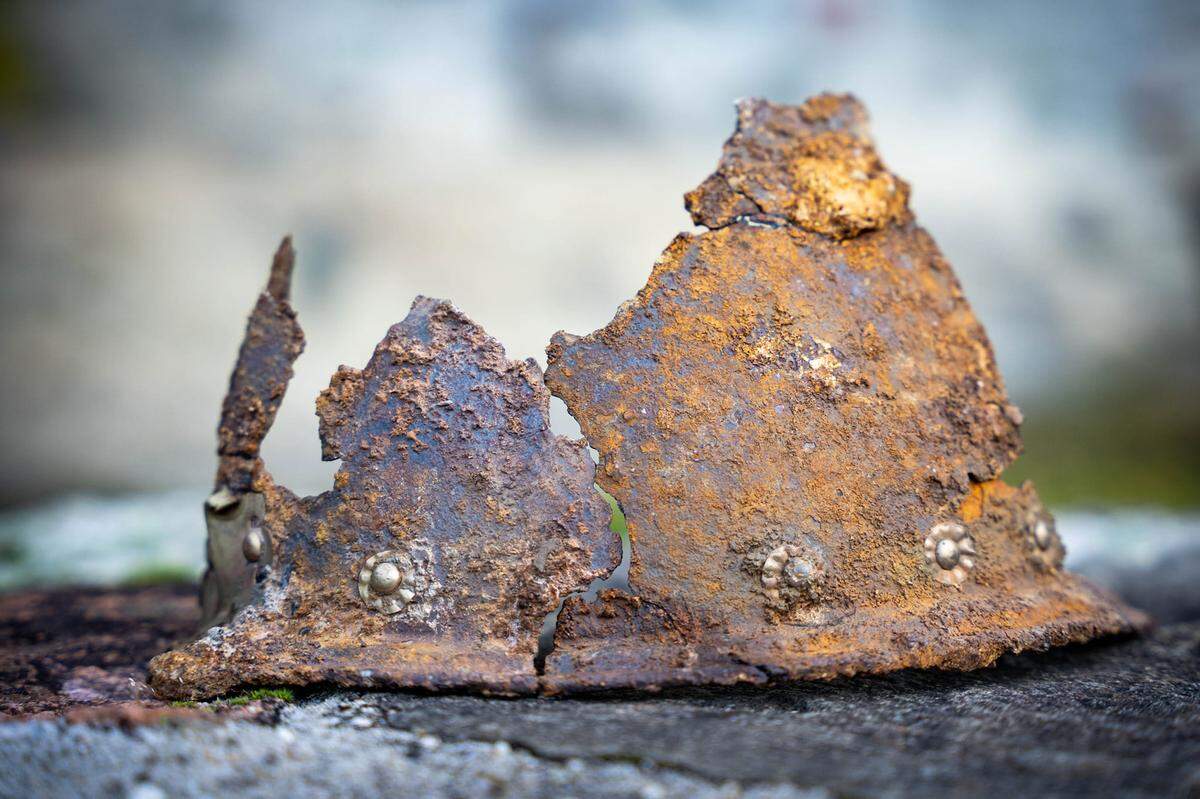 The 400-year-old helmet found at Visegrád castle.