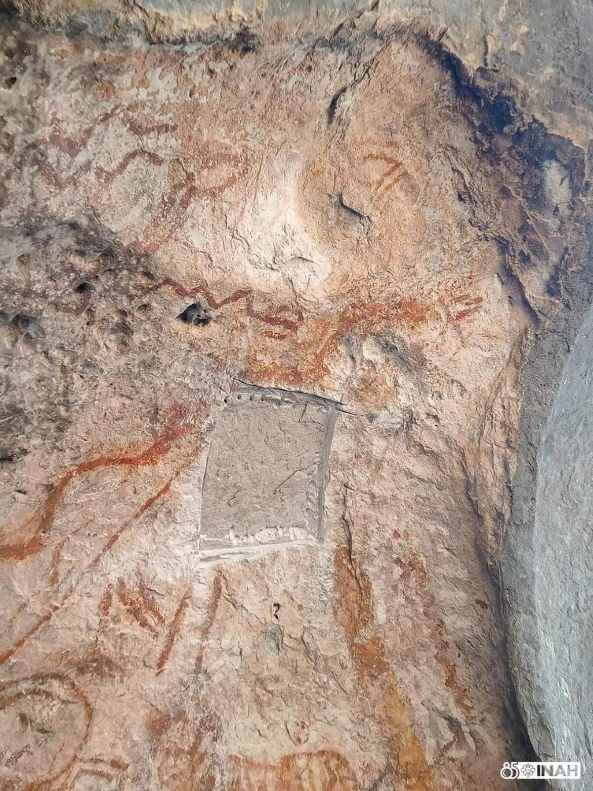 The spot where a painting was cut out of La Cueva Pinta.