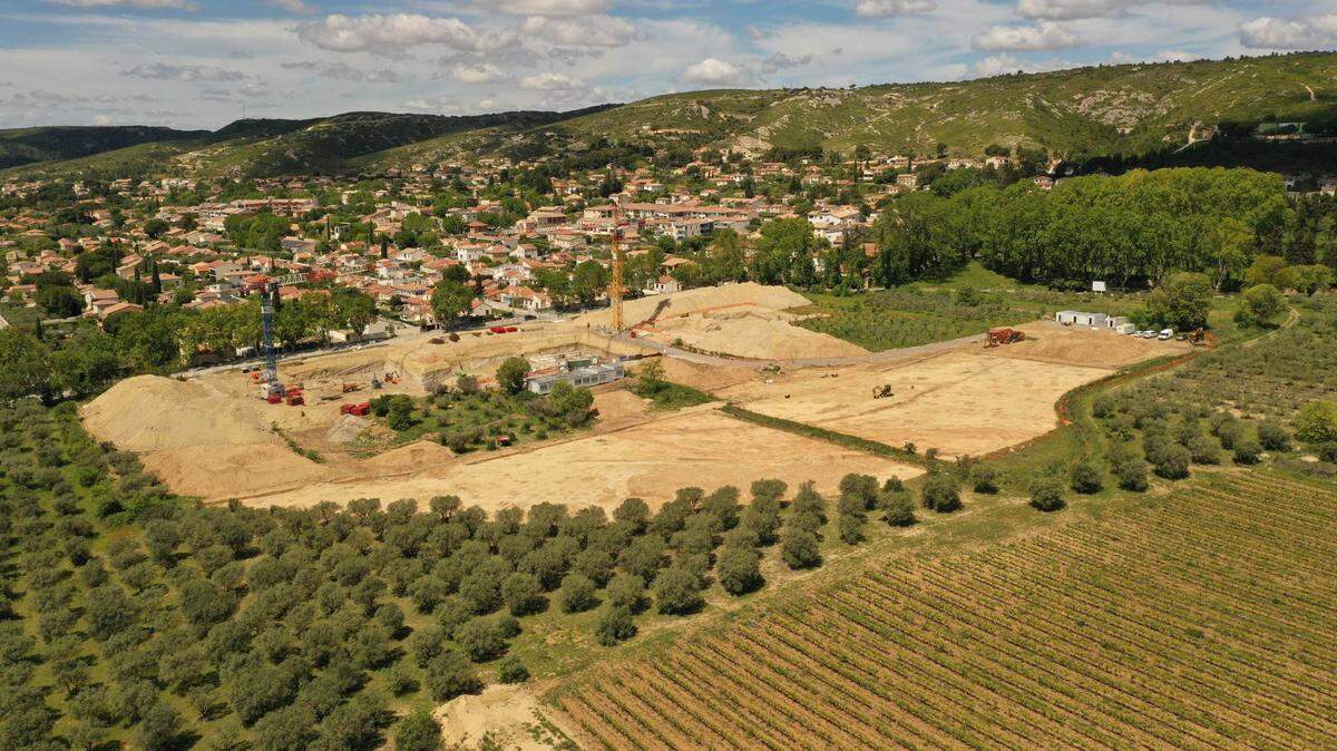 Archaeologists uncovered two graveyards in Coudoux, one with 1,600-year-old funeral pyres and another with dozens of medieval tombs.