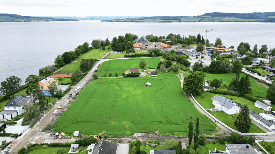 Archaeologists excavated a field in Norway after radar scans showed some buried buildings and found the ruins of a “lost medieval town.”