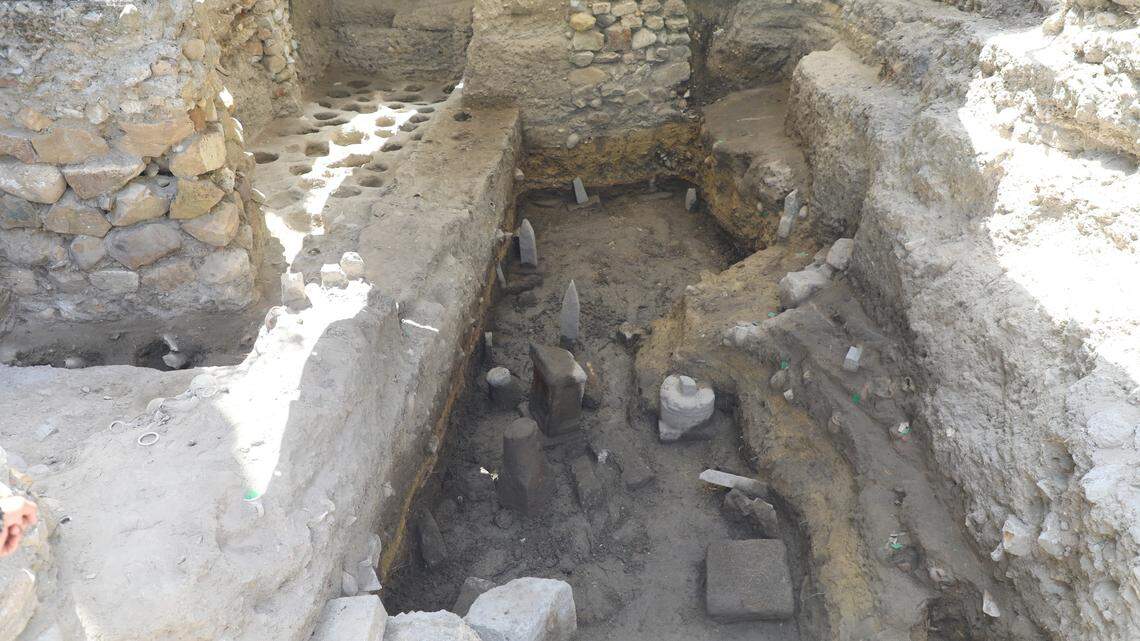 Archaeologists excavating the sacred tophet site in Carthage, a place of child sacrifice, found gold coins left as offerings 2,300 years ago, photos show.
