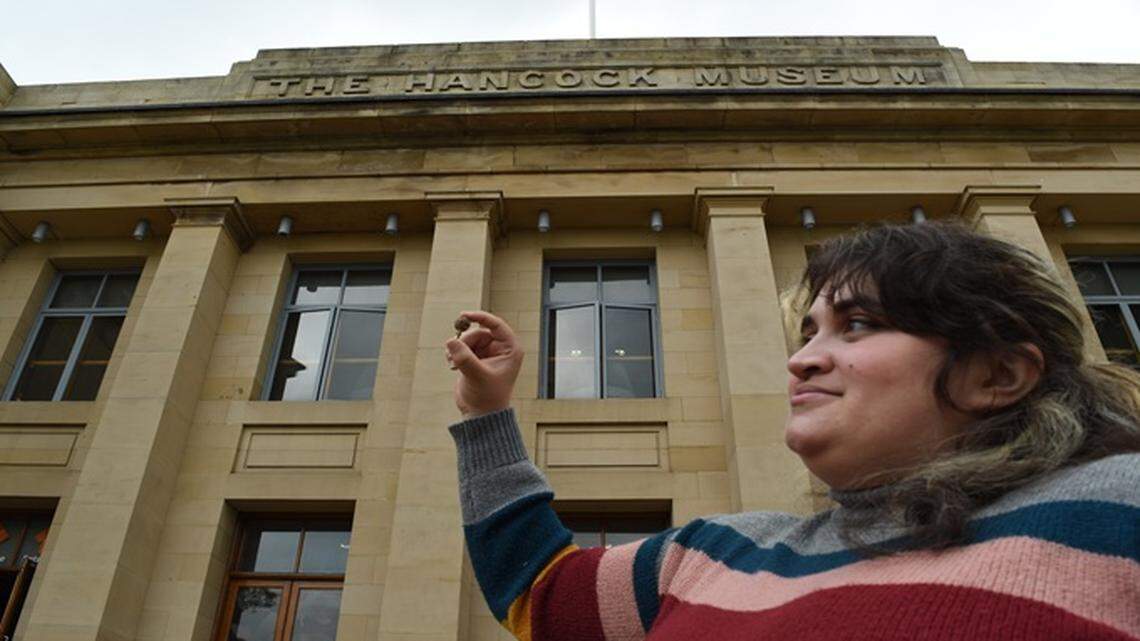 An international student from Florida found a 1,100-year-old gold artifact during an excavation in the United Kingdom, a university said.