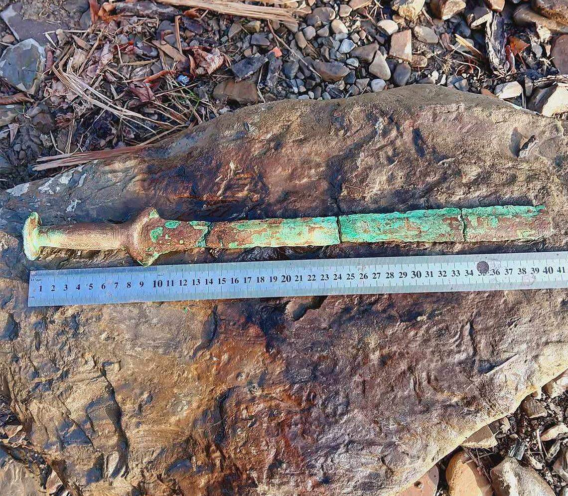 The 3,000-year-old sword found by Krzysztof Mindur.