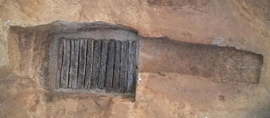 Tomb M3 as seen before archaeologists removed its wooden cover.