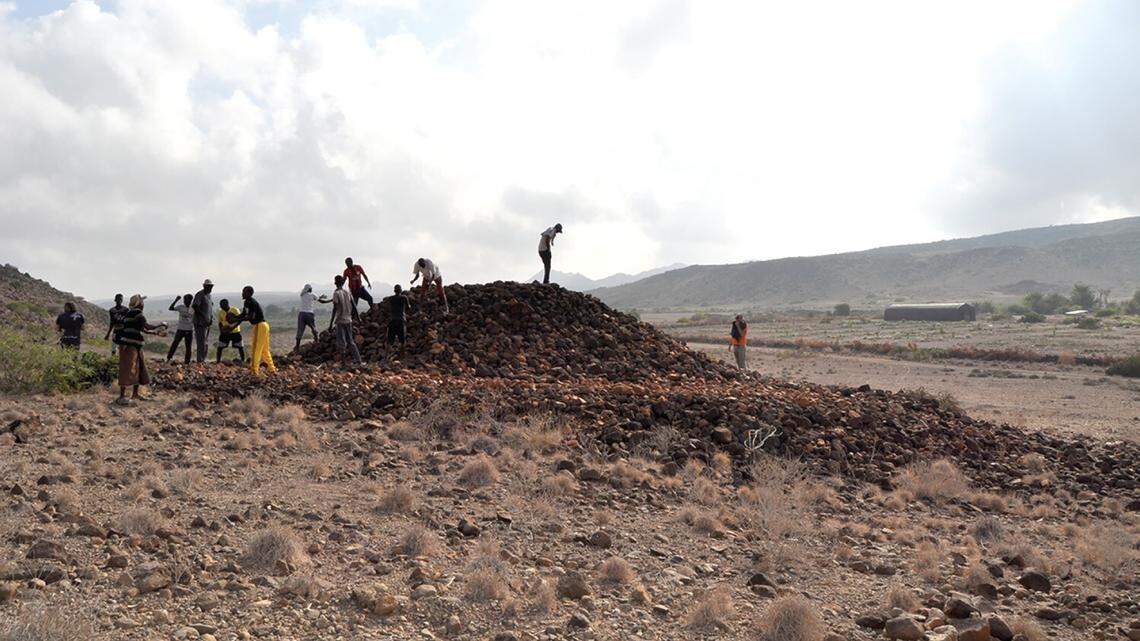 Archaeologists excavated 1,200-year-old monumental stone graves in Djibouti and found evidence of the “rise of the nomad kings.”