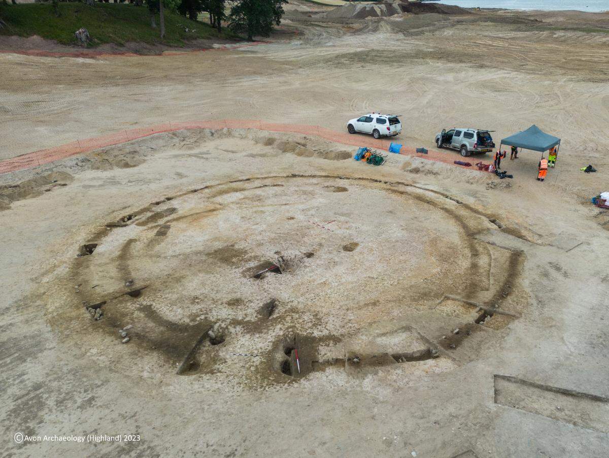 Archaeologists excavating a future golf course in Inverness unearthed a “rare” Iron Age wheel and other ruins, photos show.