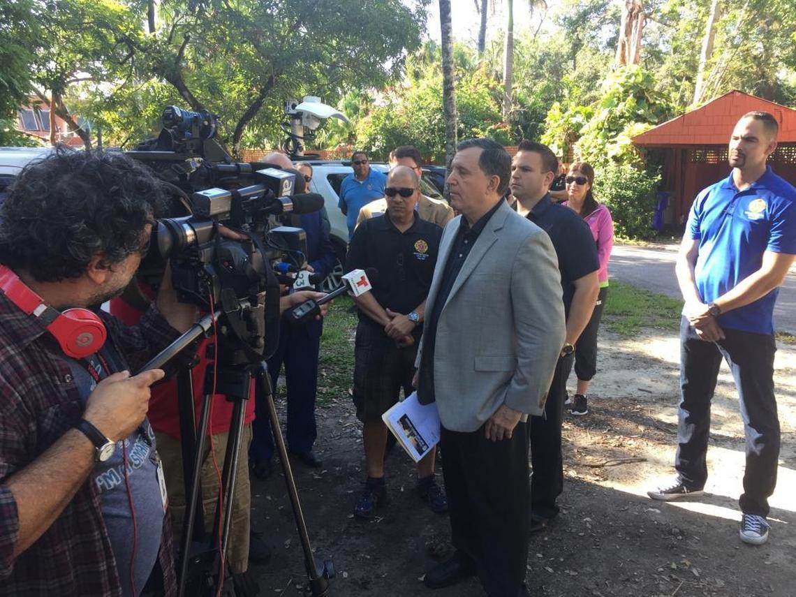 Joe Carollo talks to reporters Friday, Nov. 17, 2017, outside his Coconut Grove house after supporters of District 3 City Commission opponent Alfie Leon accused him of failing to qualify as a district resident in time to run for office. Attorney J.C. Planas and Leon supporter Mickey Minagorri called the press to Carollo’s house, and Carollo crashed the event.