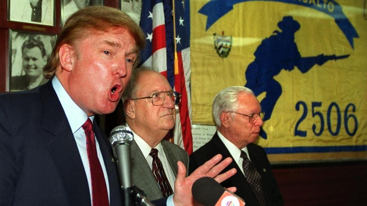 
Donald Trump blasts Fidel Castro in a 1999 visit to the Bay of Pigs Veterans’ Library and Museum in Little Havana.
