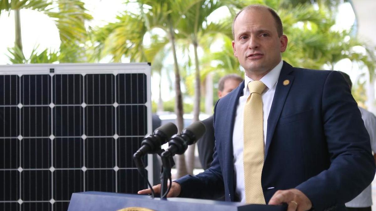 Florida state Sen. José Javier Rodríguez, D-Miami, proposed a measure that seeks to place a single-subject requirement on any amendment by the state Taxation and Budget Reform Commission. 