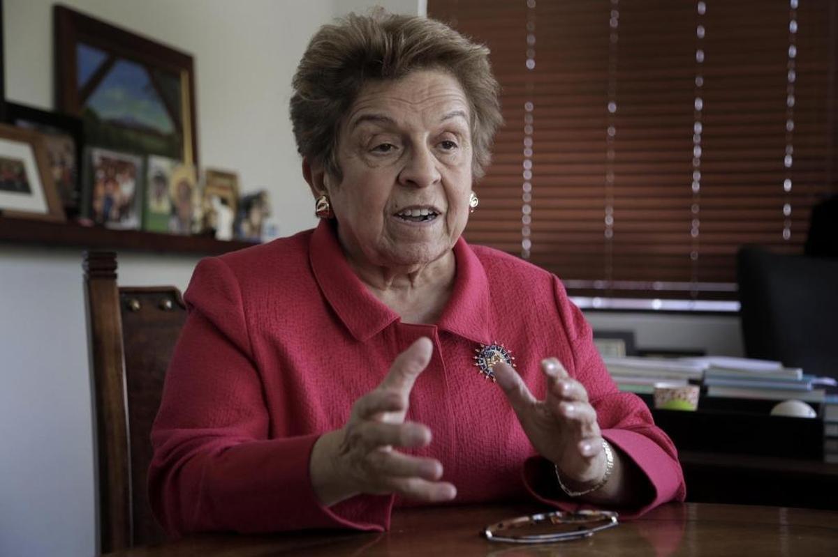 Donna Shalala conversa con el Miami Herald sobre su plataforma electoral.
