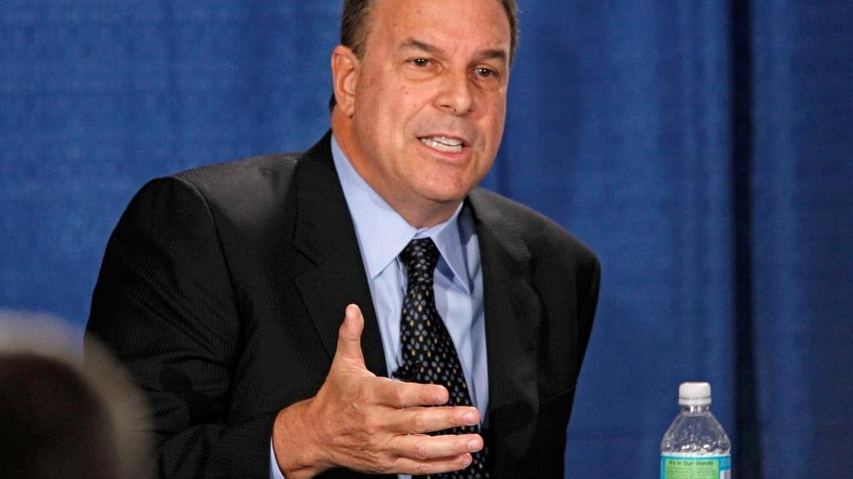 Jeff Greene debates with Kendrick Meek in West Palm Beach in June 2010.