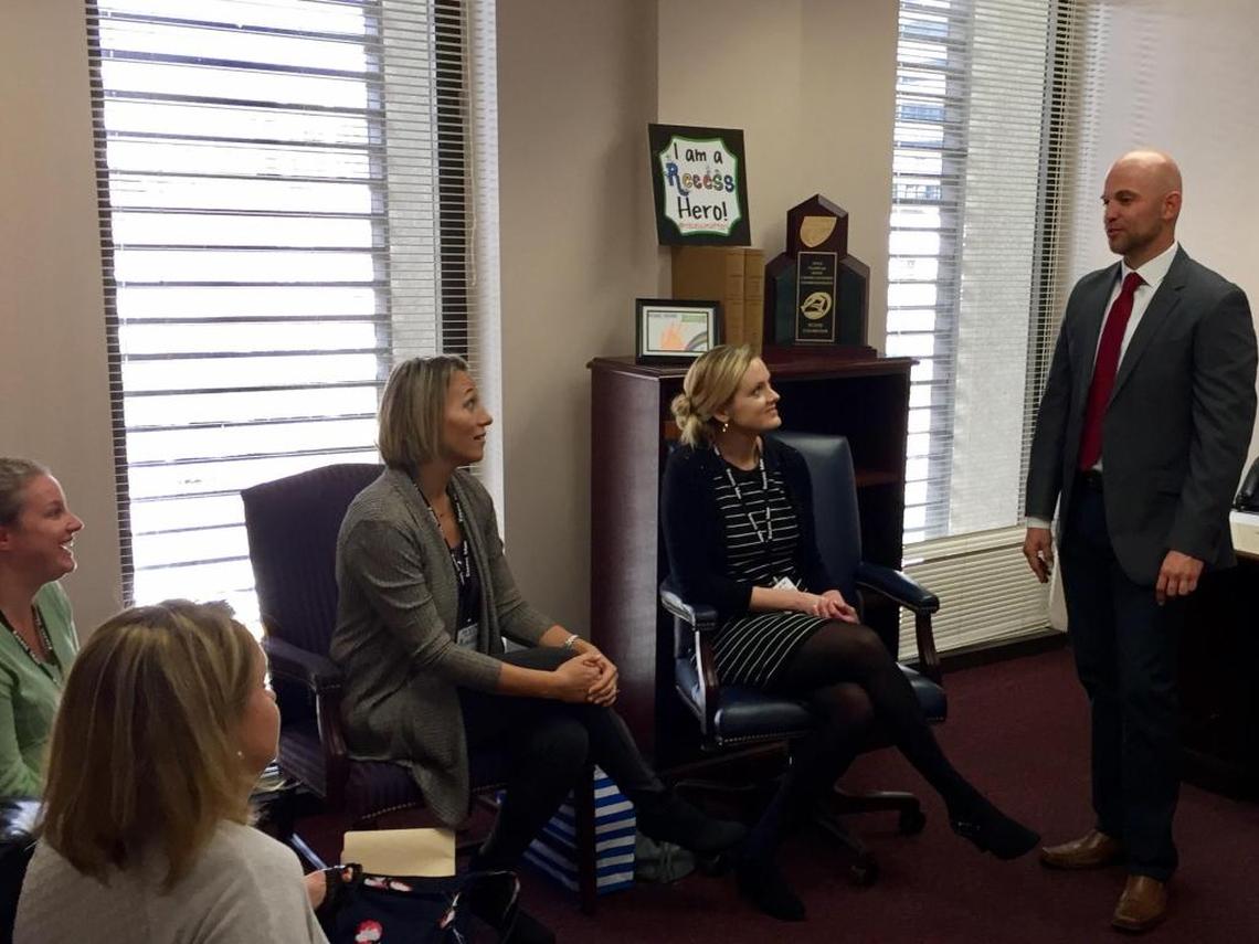 Orlando Republican Rep. Rene Plasencia, right, met with “recess moms” in February in the Florida Capitol. The mothers — from left: Amy Narvaez of Orlando, Stephanie Cox of St. Petersburg (not pictured), Angela Browning of Orlando, Christie Bruner of St. Petersburg, and Mandy Lipham of Lakeland — were joined by Florida PTA legislation chair Angie Gallo (not pictured) in urging lawmakers to approve mandatory, daily recess in public elementary schools.