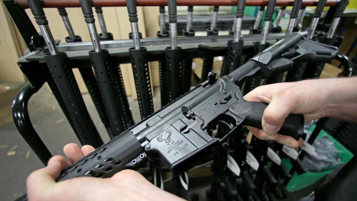 Florida Democratic legislators called for a special session to consider restrictions on guns but fell far short of the required number of votes needed to reconvene.