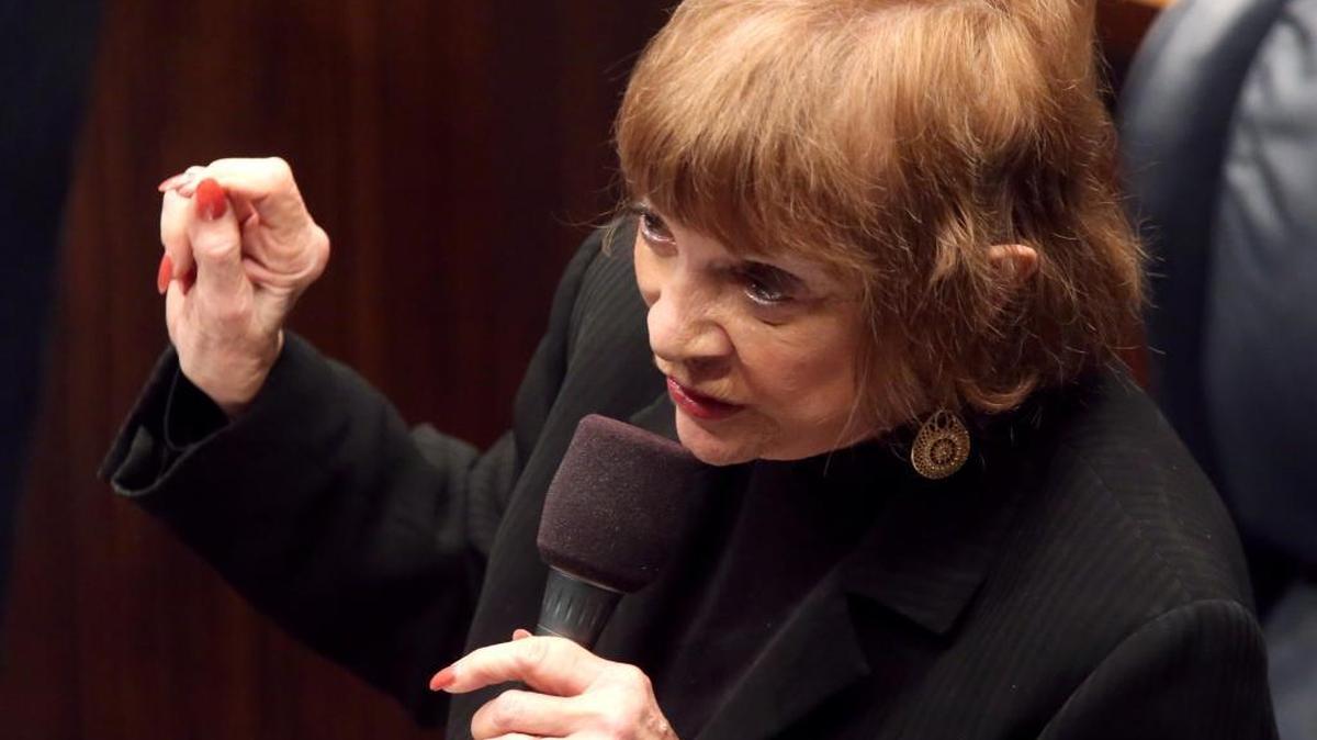 Sen. Gwen Margolis, D-Miami, debates on an abortion bill during session, Tuesday, March 8, 2016, in Tallahassee.
