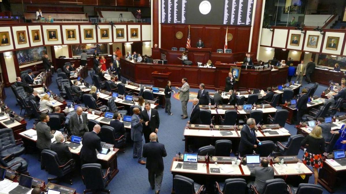 The Florida House abandoned its plan to make sweeping changes to the ‘Fair Districts’ provisions of the state Constitution.