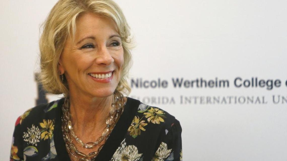 U.S. Secretary of Education Betsy DeVos talks with members of the faculty and students during the tour to of the Nicole Wertheim College of Nursing and Health Sciences’ Simulation Teaching and Research Centeron in Florida International University in Miami.on Thursday, April 6, 2017