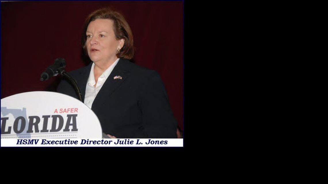 
 Gov. Rick Scott on Wednesday will appoint a new chief of the troubled Florida prison system: Julie Jones, the former executive director of the state highway safety agency.
