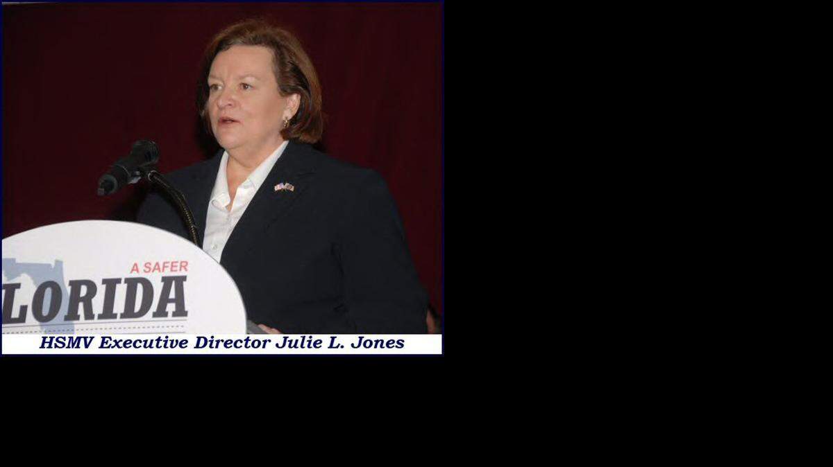 
 Gov. Rick Scott on Wednesday will appoint a new chief of the troubled Florida prison system: Julie Jones, the former executive director of the state highway safety agency.
