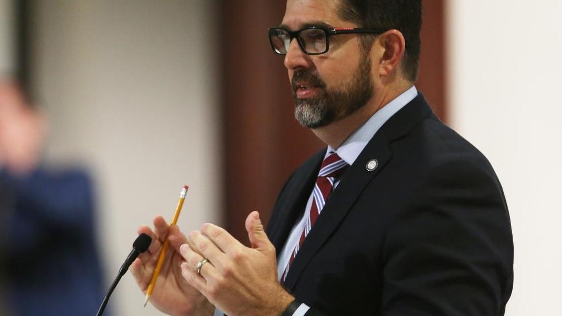 State Rep. Manny Diaz Jr., R-Hialeah, unveils a bill proposing the expansion of the “Best & Brightest” teachers bonuses during a House Education Committee meeting on Friday, March 10, 2017.
