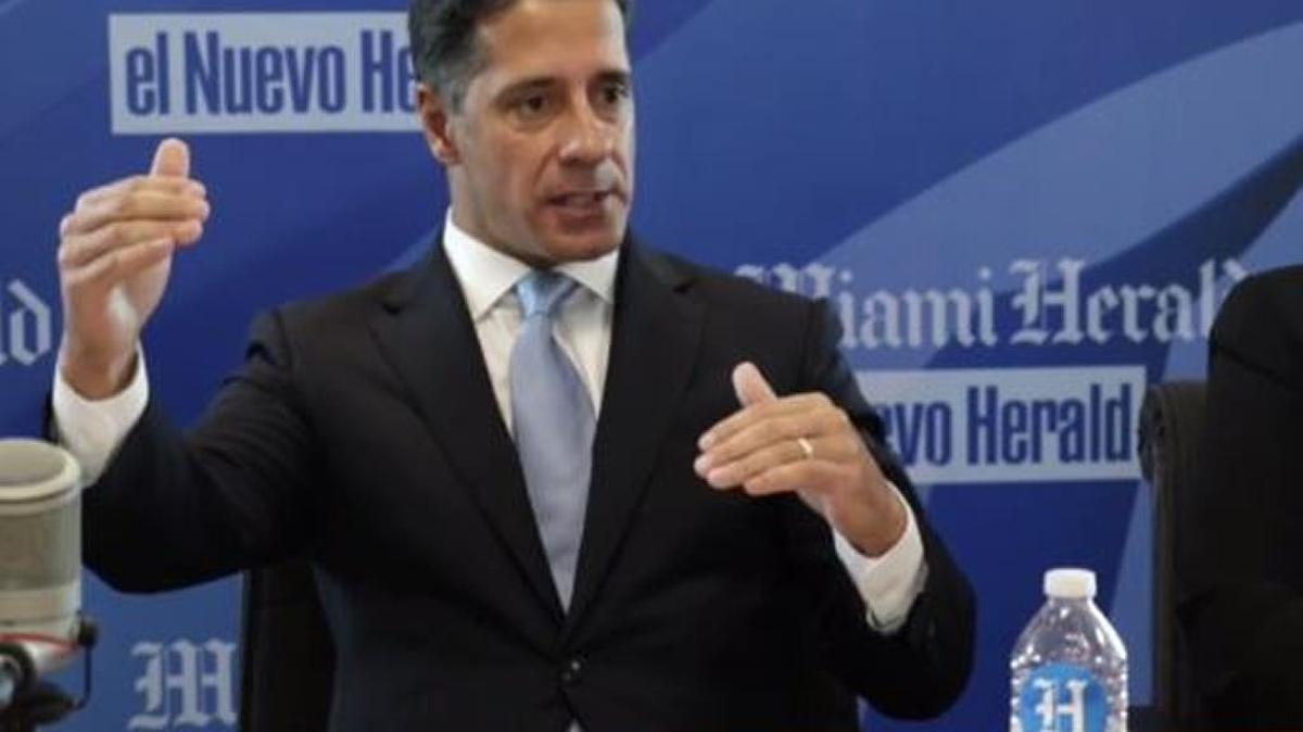 Miami-Dade schools Superintendent Alberto Carvalho