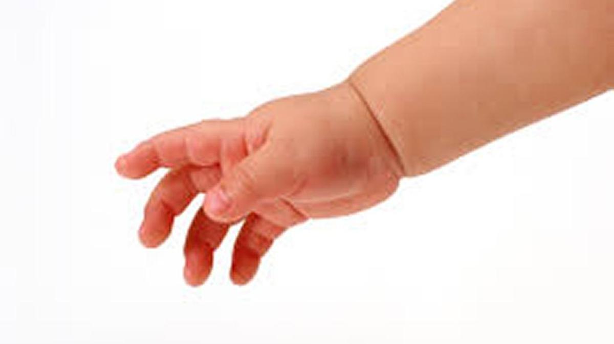 Baby’s hand