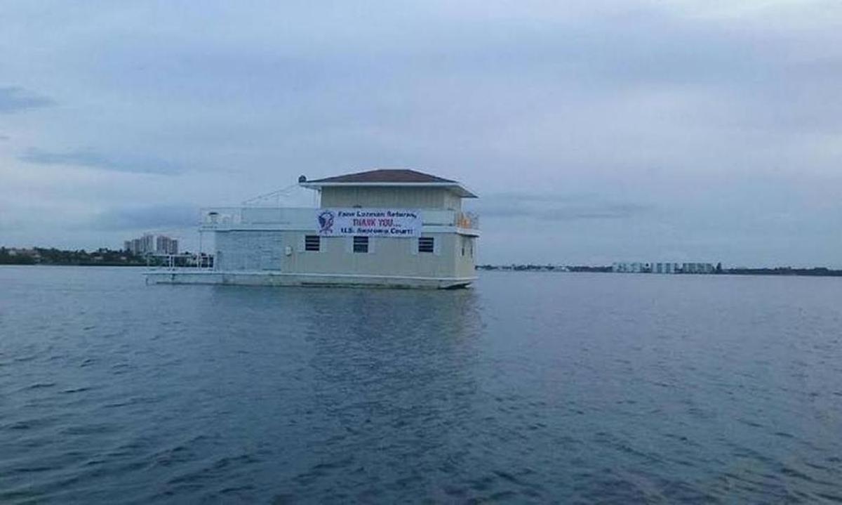 In Fane Lozman’s first case before the Supreme Court, justices ruled that the city of Riviera Beach in Palm Beach County was wrong when it seized his houseboat using maritime laws.