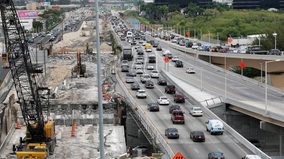 All northbound lanes of the Palmetto Expressway will be closed at Southwest Eighth Street from 11 p.m. Tuesday, July 19, 2016, to 5 a.m Wednesday.
