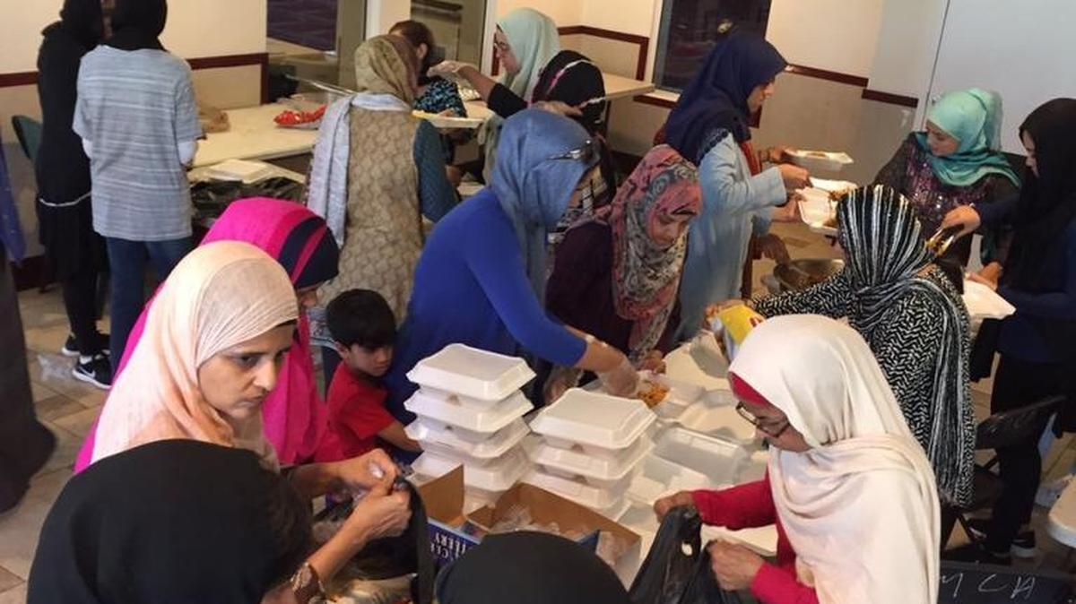 About 30 women and girls prepared 100 meals for Miami Gardens residents hurt by Hurricane Irma on Thursday, Sept. 14, 2017, at the Islamic Center of Greater Miami-Masjid Miami Gardens. They made spaghetti and meat sauce lunches, which were delivered door to door to the residents.