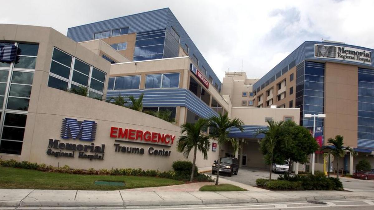Memorial Regional Hospital, the flagship facility of Memorial Healthcare System, pictured in 2008. Memorial Healthcare is one of dozens of South Florida hospitals that has resumed regular operations following Hurricane Irma. For many patients displaced by the storm or just distressed by the chaos, the reopening of hospitals, pharmacies and other healthcare facilities will help fill prescriptions and provide critical outpatient services, such as dialysis.