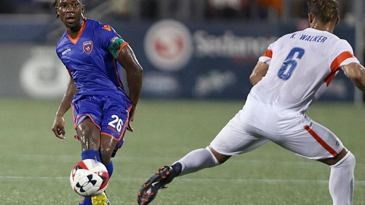 Miami FC’s Mike Lahoud (in blue) and his teammates will take on the New York Cosmos Wednesday night, as scheduled.