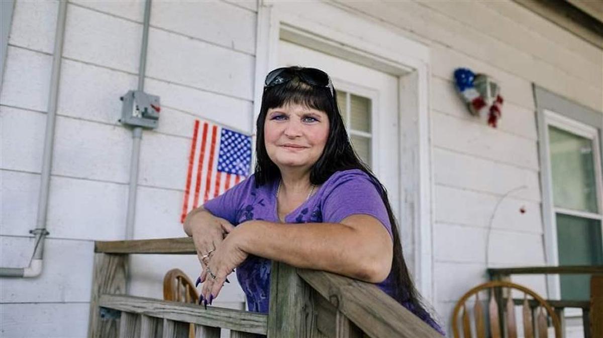Brandi Wagner is disabled and unable to work because of the depression and anxiety she developed in the wake of Hurricane Katrina. © Politico