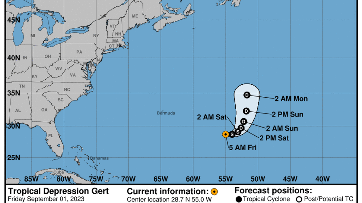 This graphic created by the National Weather Service/NCEP Weather Prediction Center (WPC) shows the projected path.
NATIONAL HURRICANE CENTER